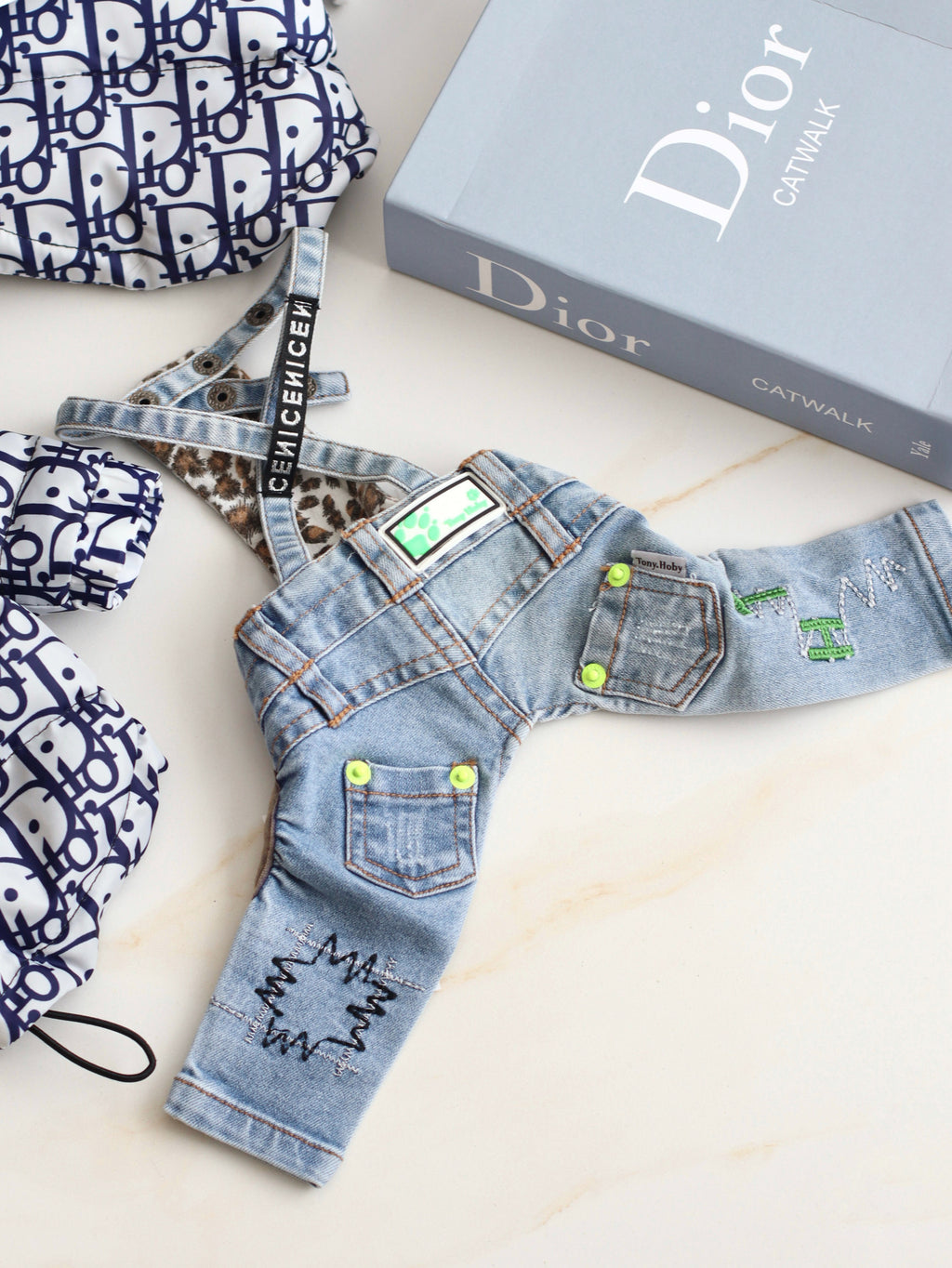 Джинси блакитного кольору Tony Hoby