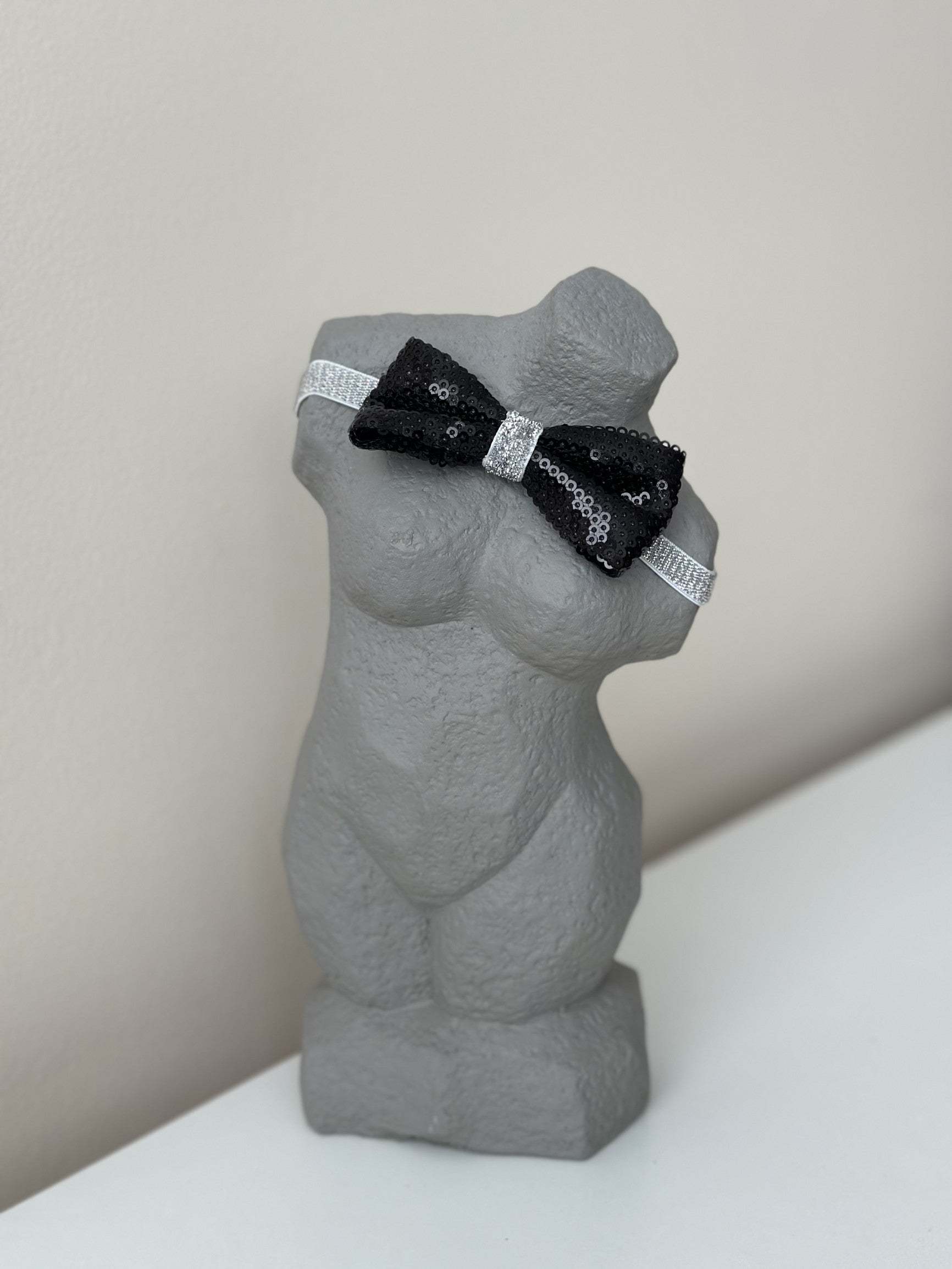 Метелик з паєтками чорного кольору Glitter Star