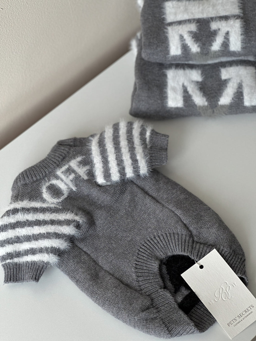 Gray sweater with Off White print