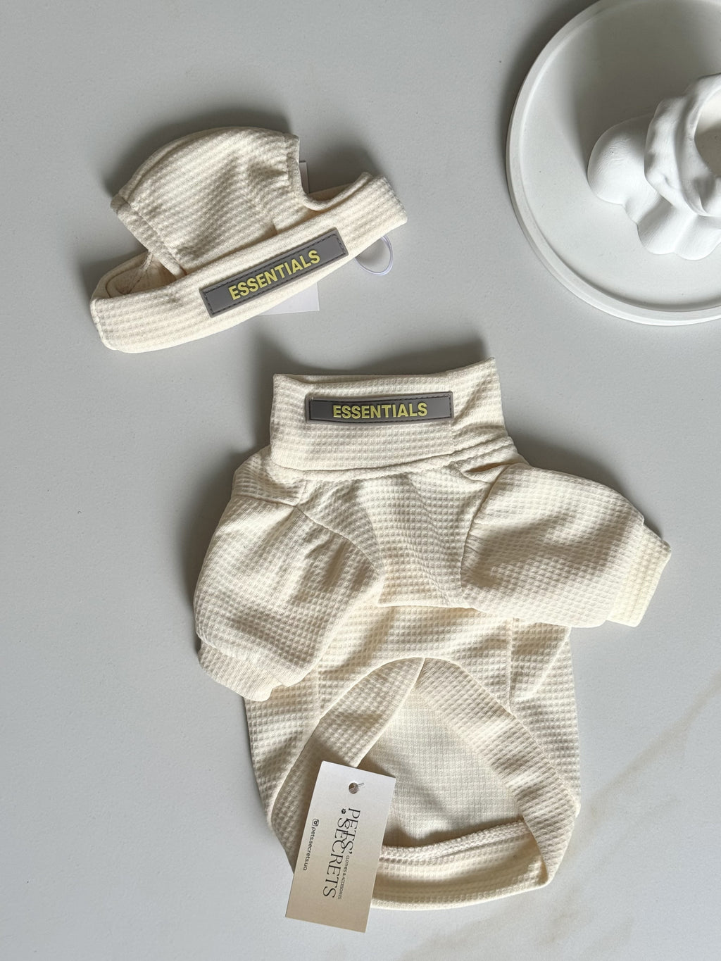 Cвітшот з шапкою молочного кольору Essentials