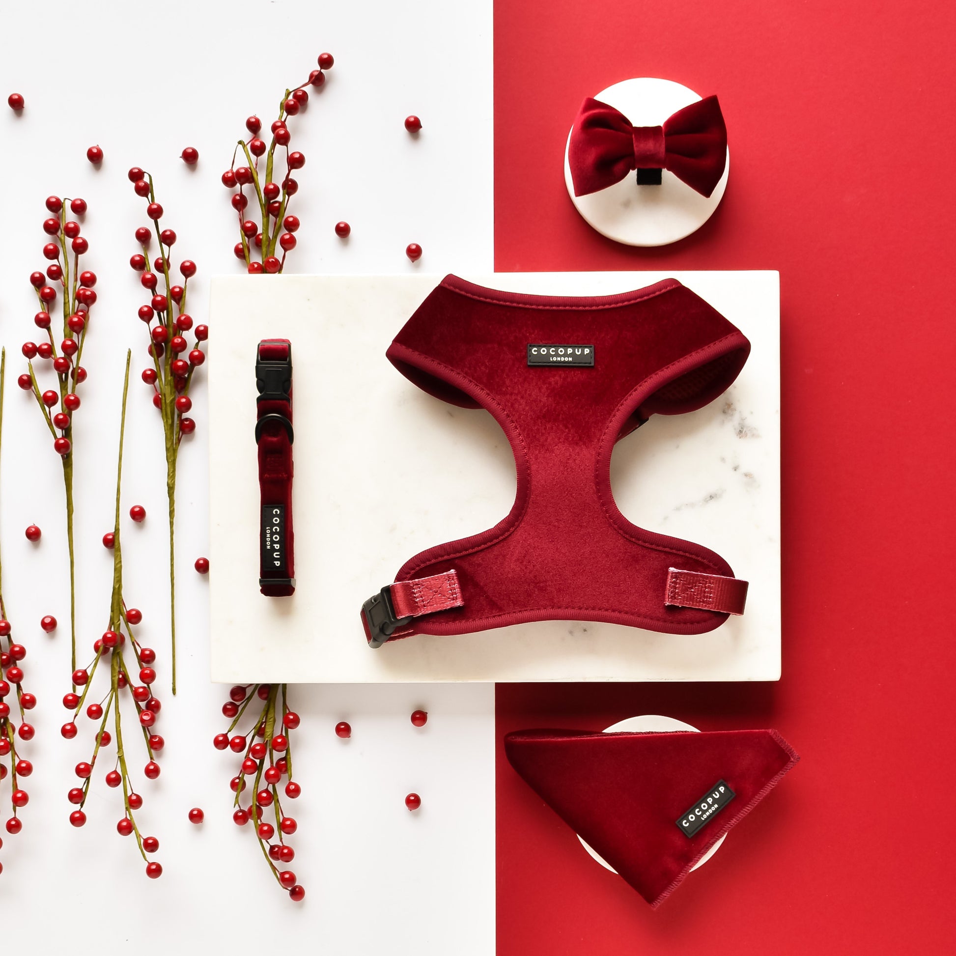 Шлея для собак Cocopup Luxe Velvet - Berry Red