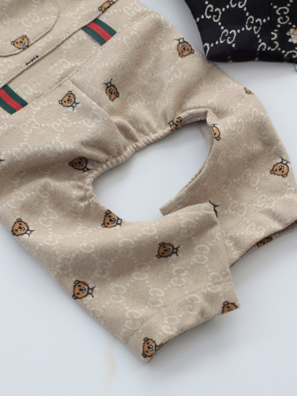 Штани бежевого кольору Gucci Bear