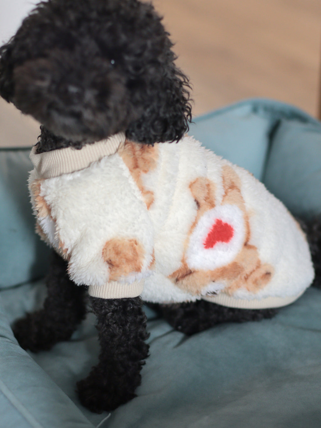 Love Bear milky sweatshirt