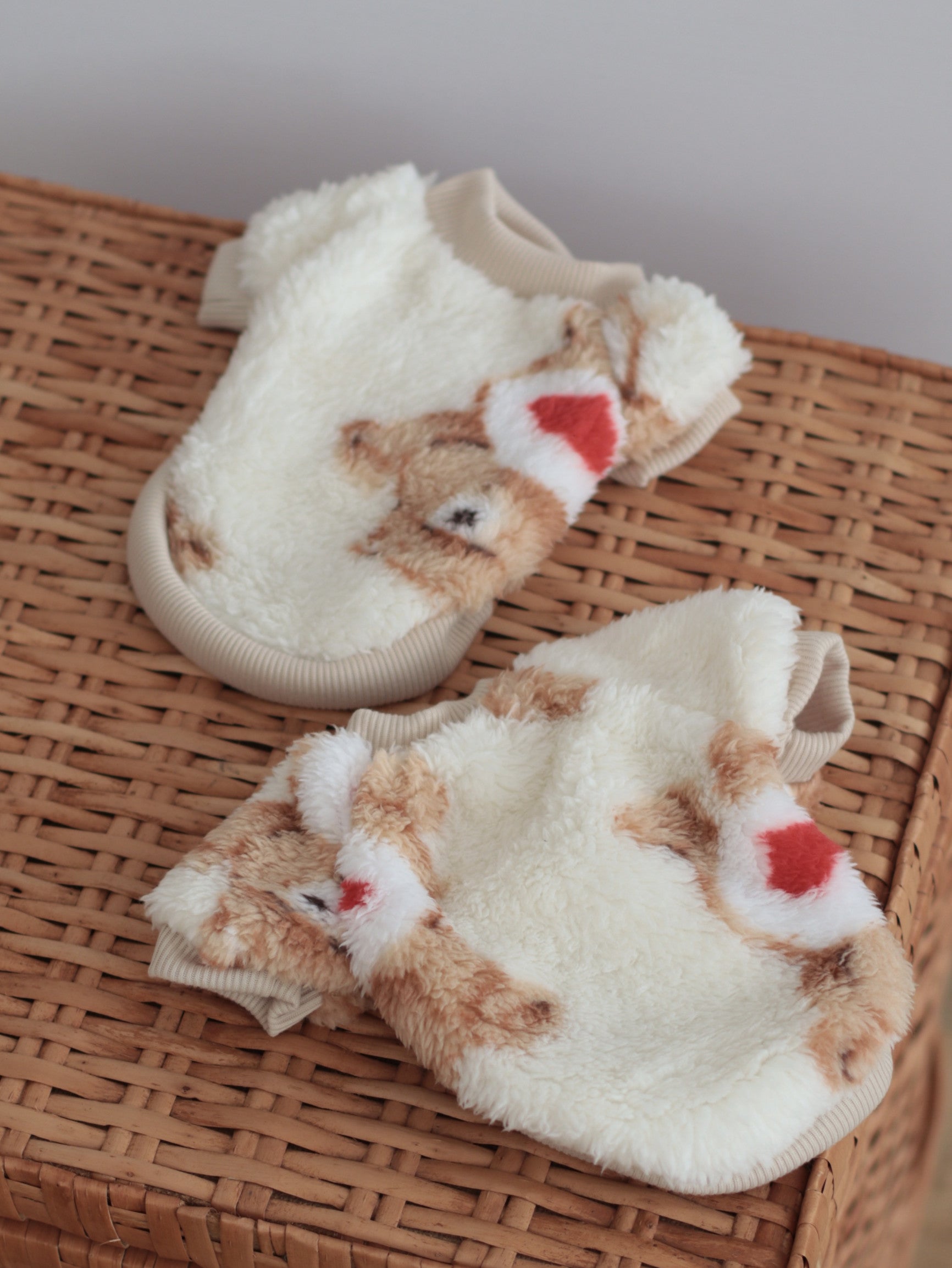 Світшот молочного кольору Love Bear