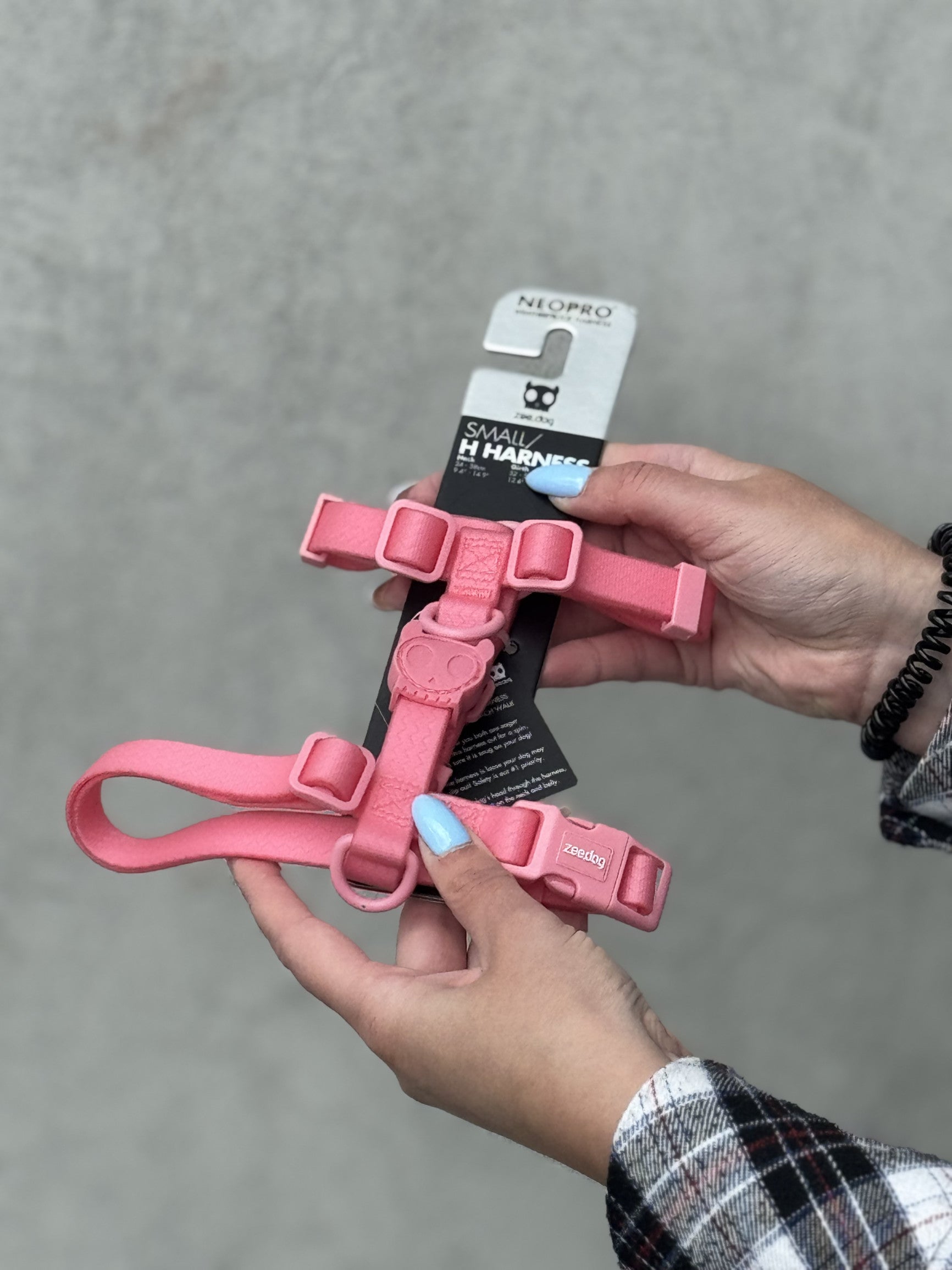 Шлея для собак Zee.Dog - Neopro Bubblegum H-Harness