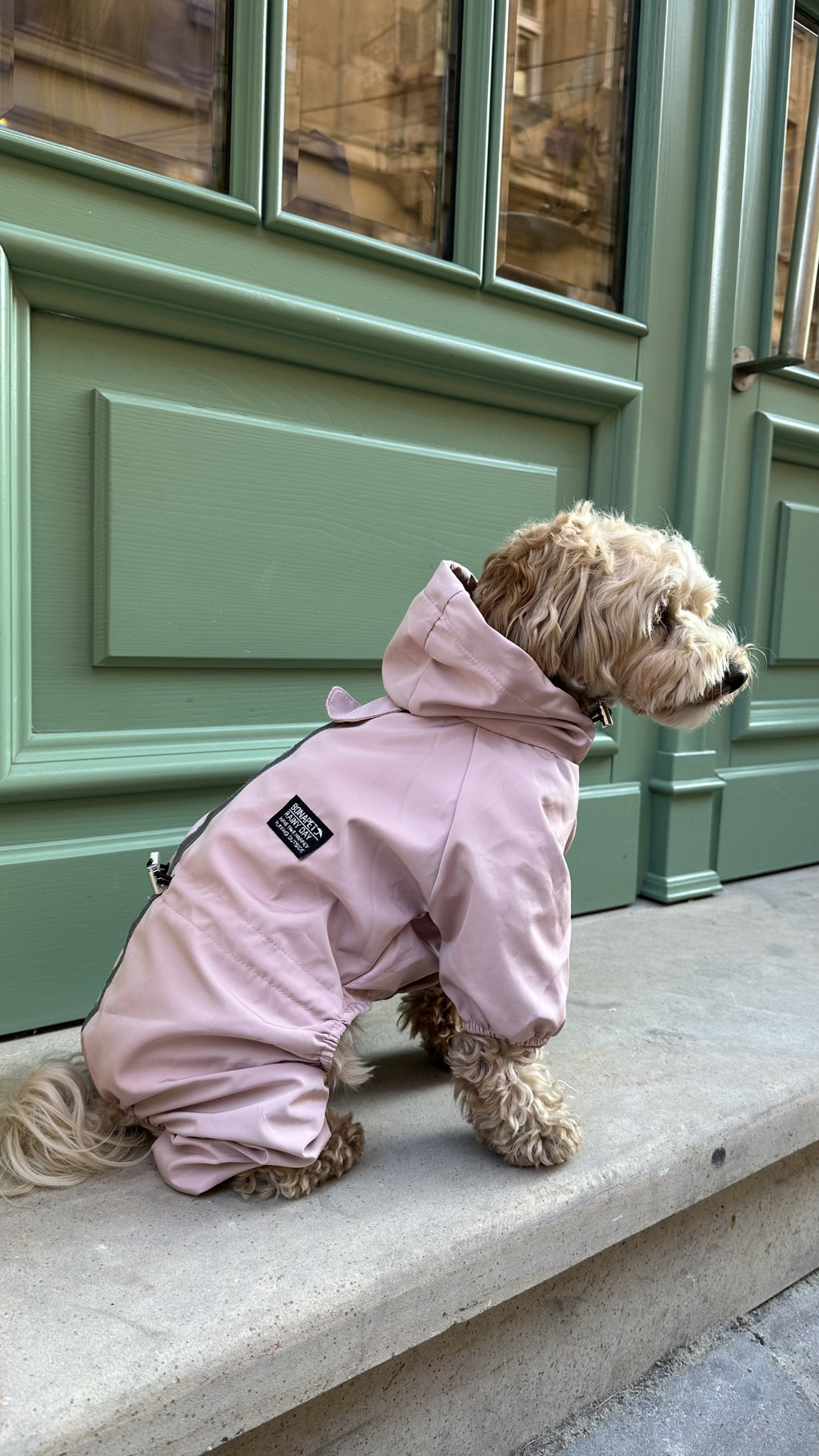 Cheepet powder-colored raincoat