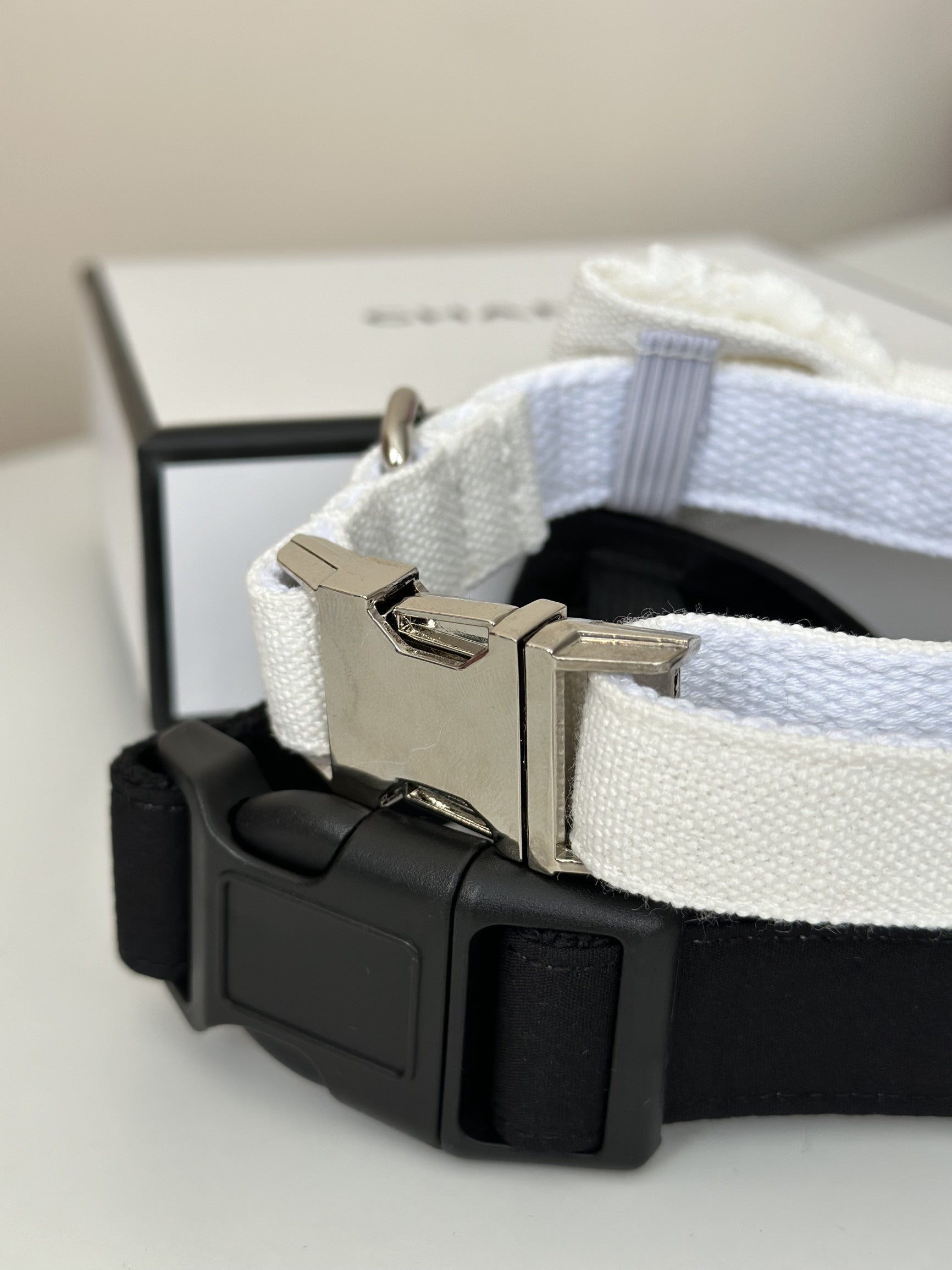 Метелик чорного кольору Black Label