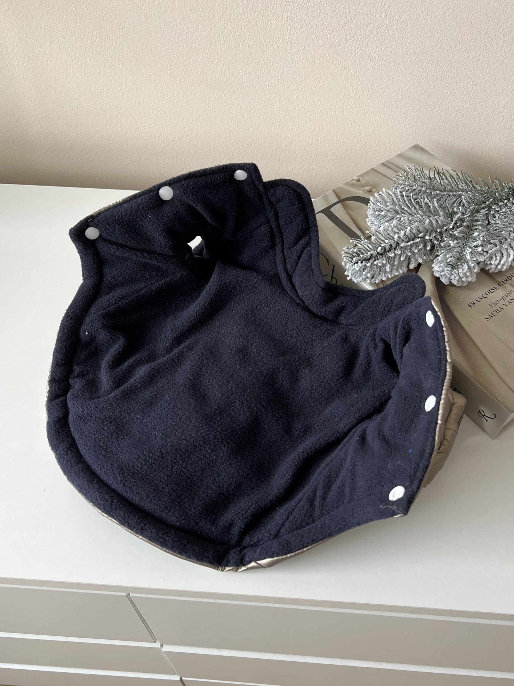 Куртка коричневого кольору Free dogs