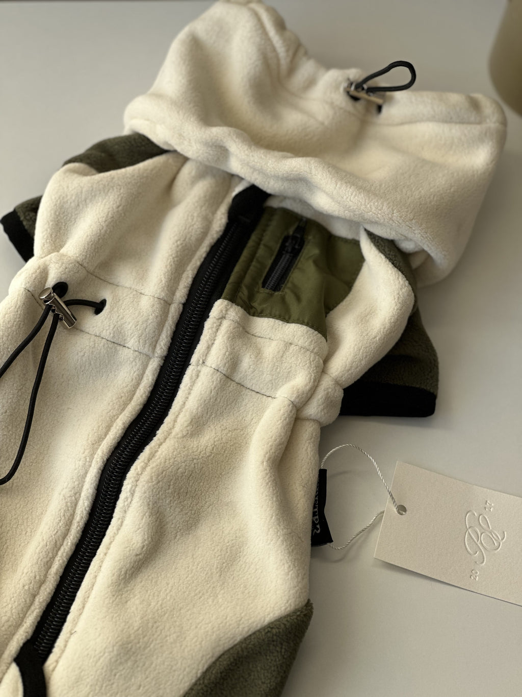 Комбінезон молочно-оливкового кольору Hunter Set