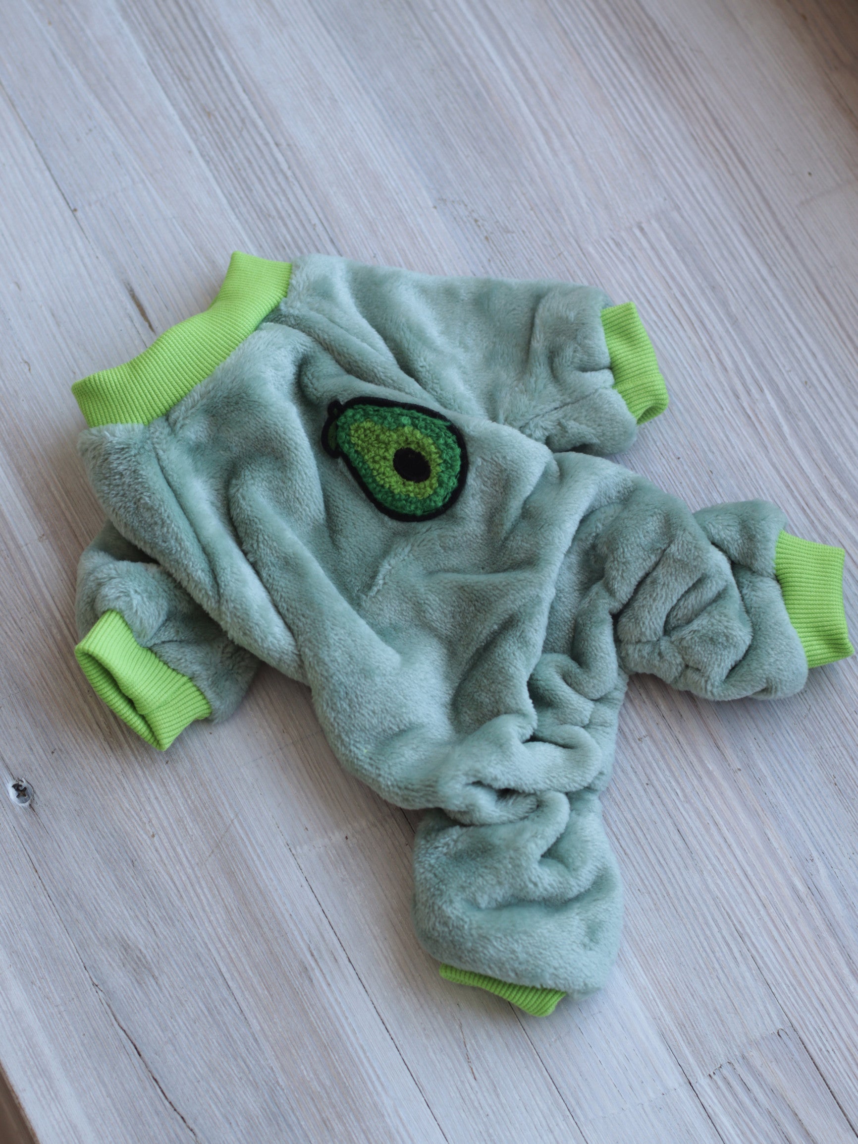 Комбінезон-піжама салатового кольору Avocado Hug