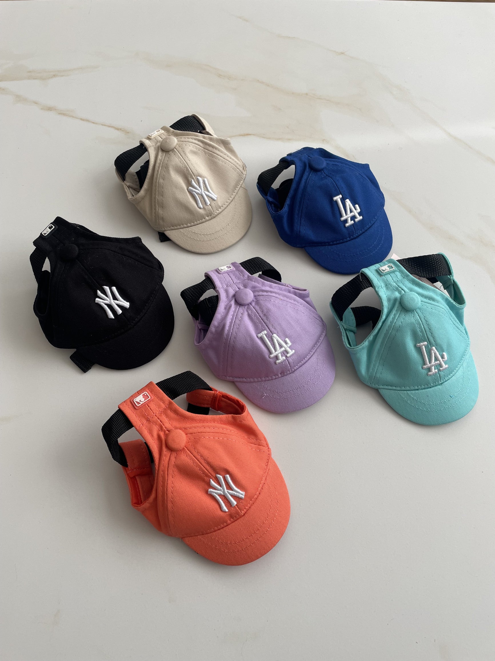 Кепка рожевого кольору Р