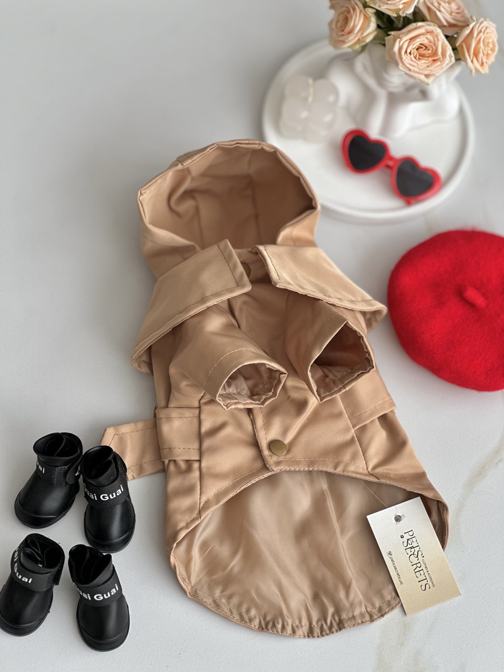 Тренч бежевого кольору Classic