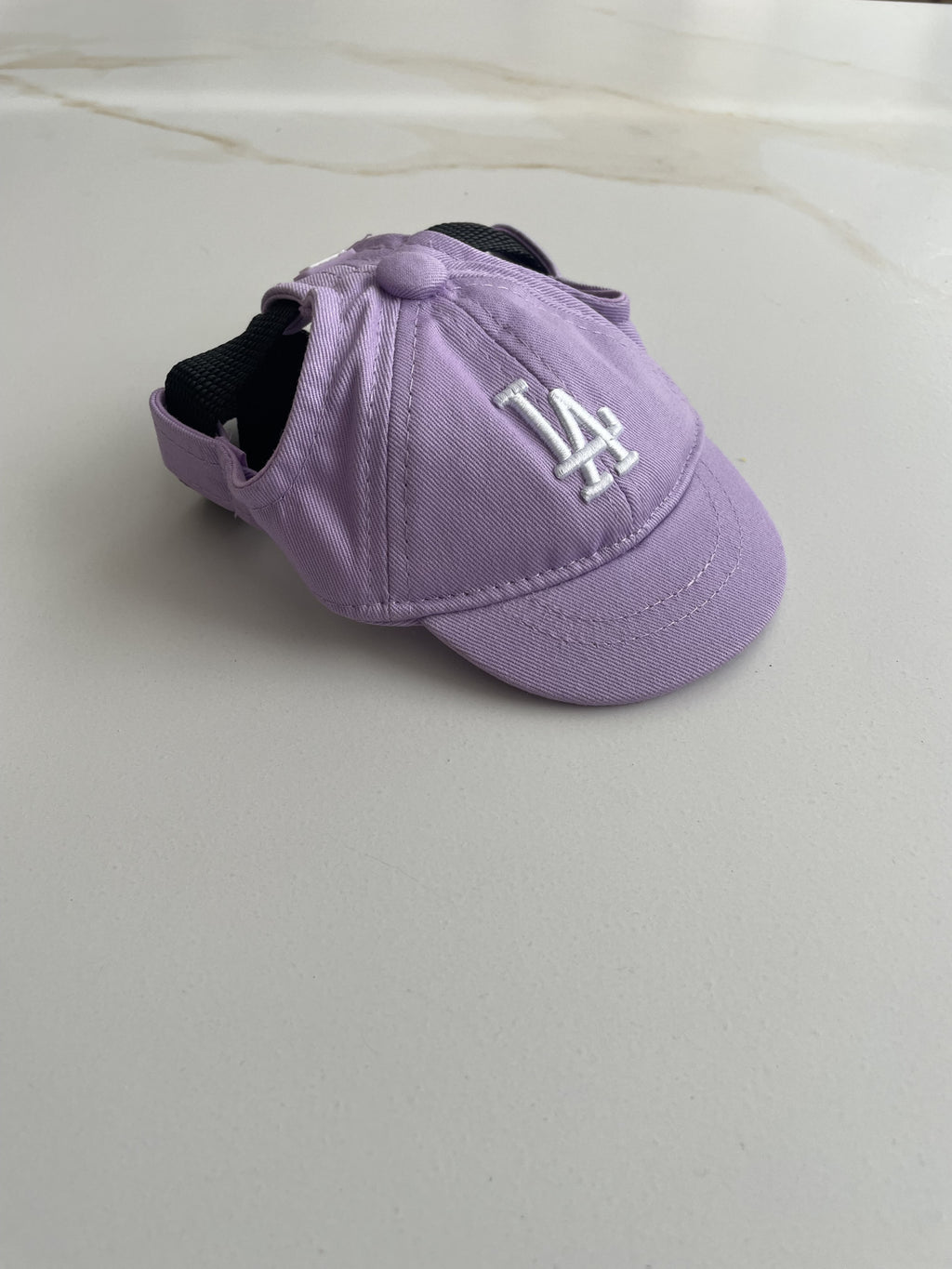 Кепка лілового кольору LA