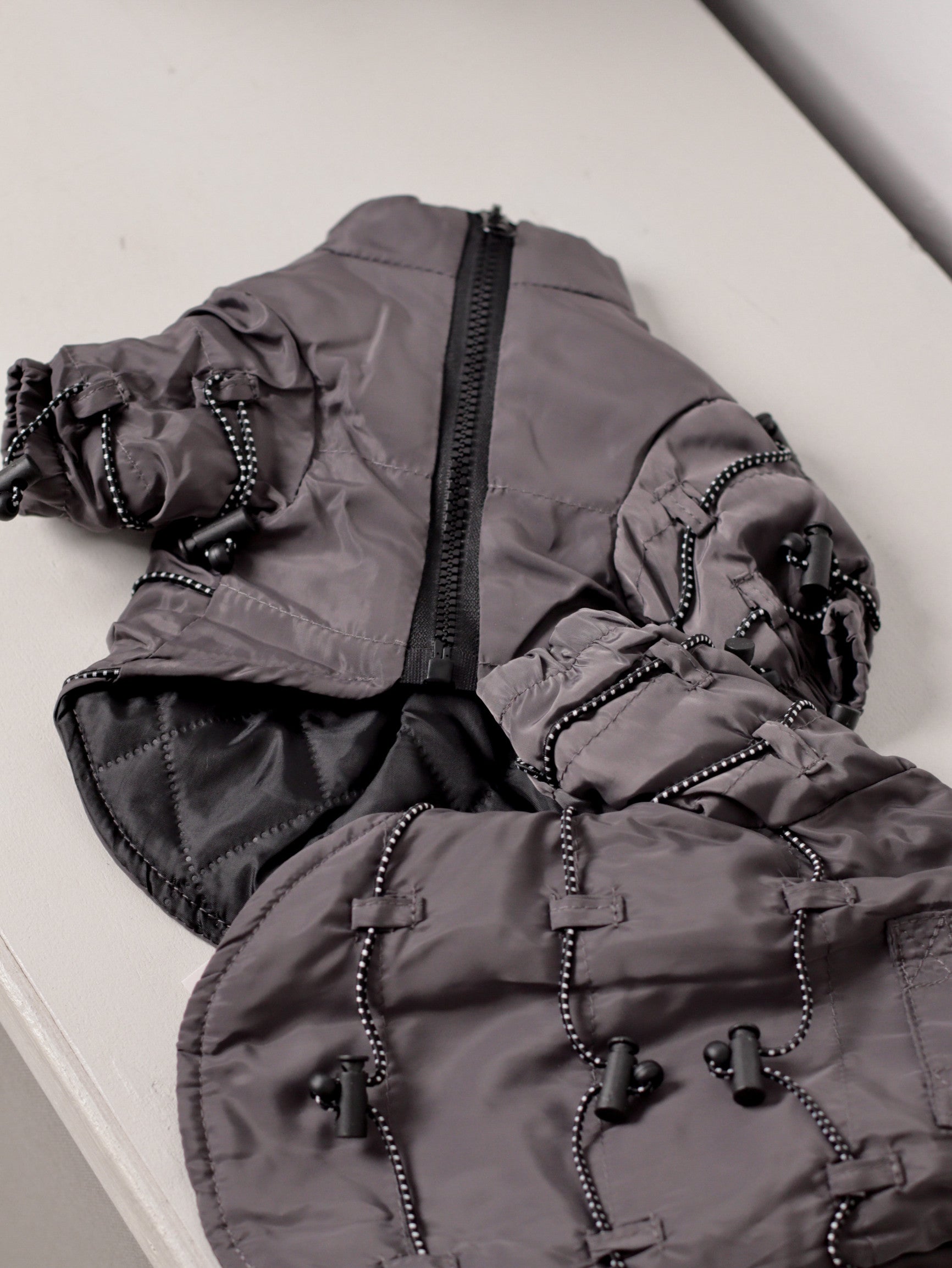 Куртка сірого кольору Fear of dog