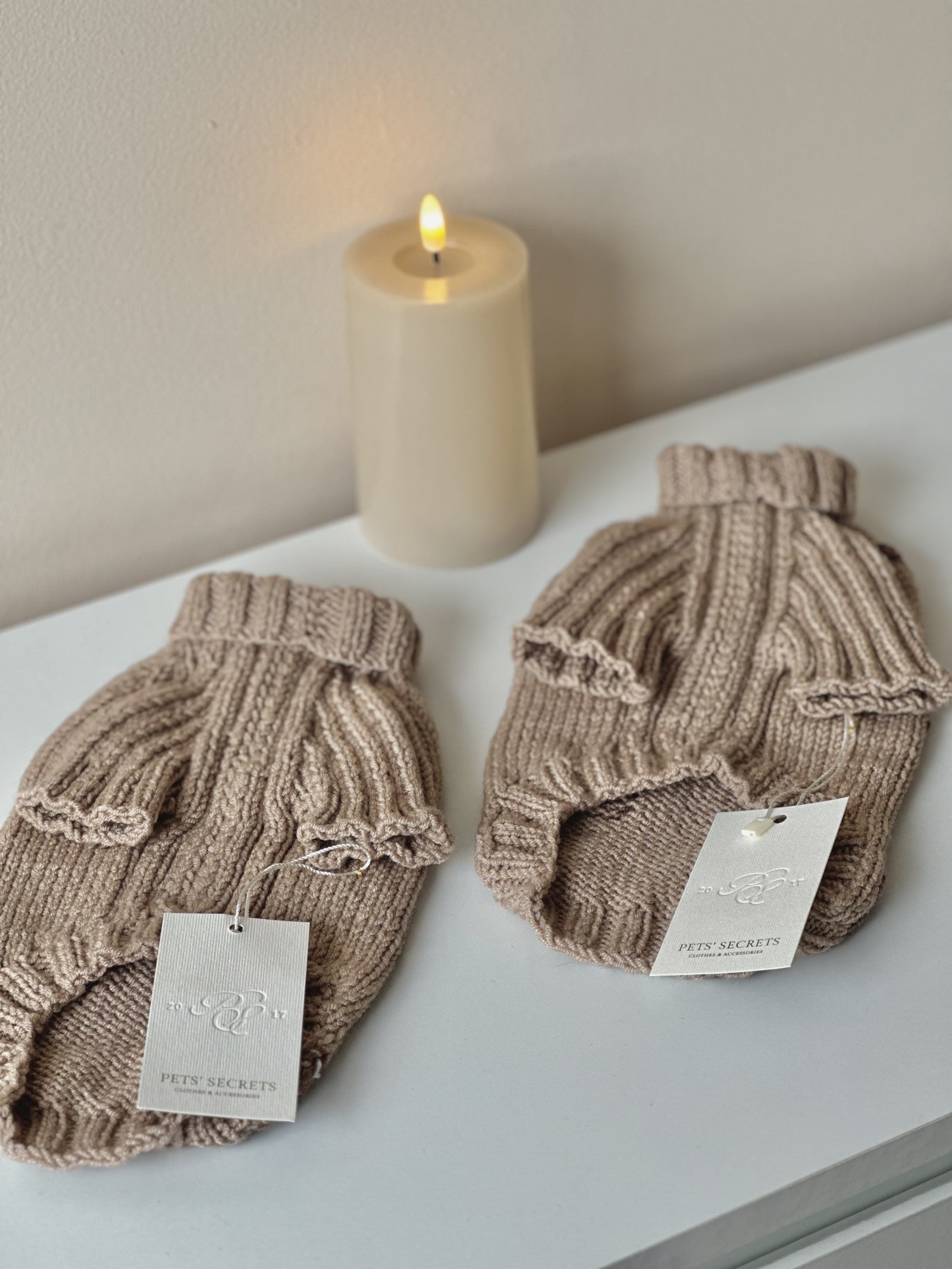 Светр бежевого кольору з принтом Sweet bear