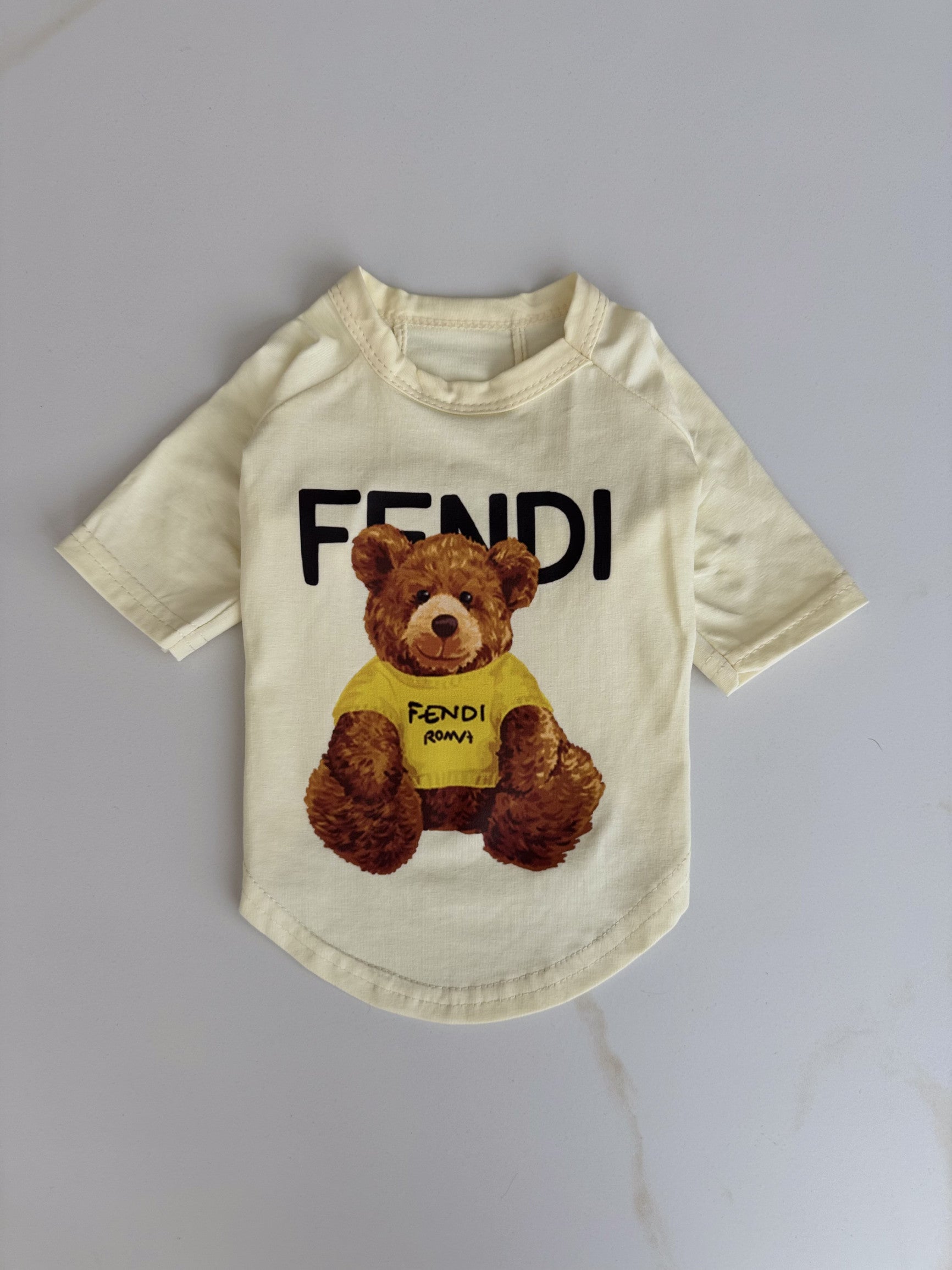 Футболка вершкового кольору з принтом Teddy Fendi