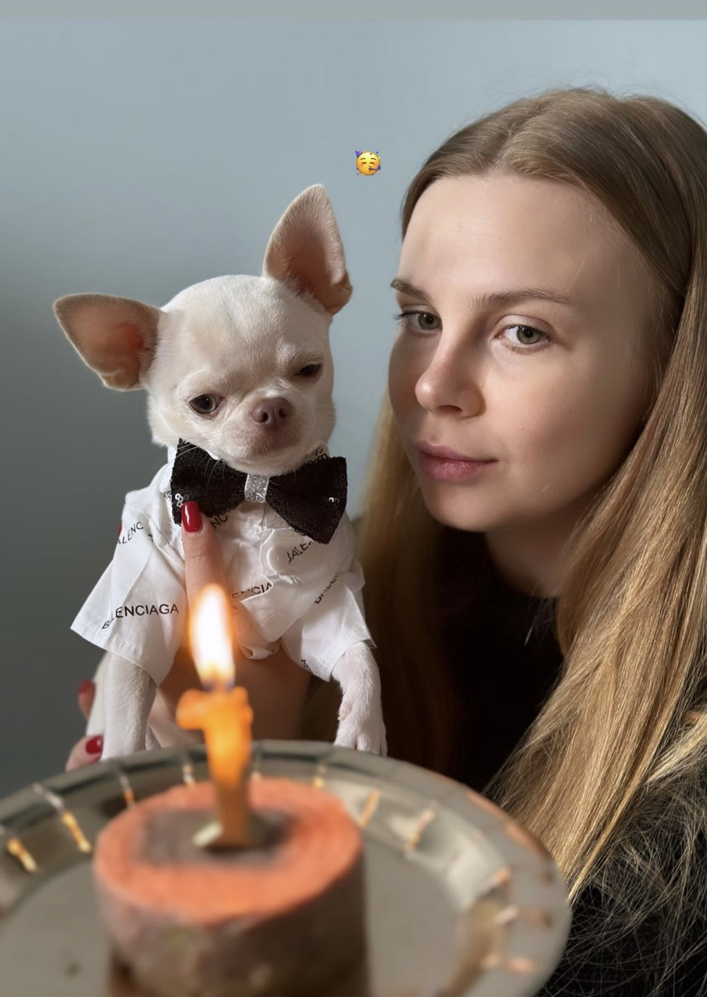 Сорочка білого кольору з принтом Balenciaga