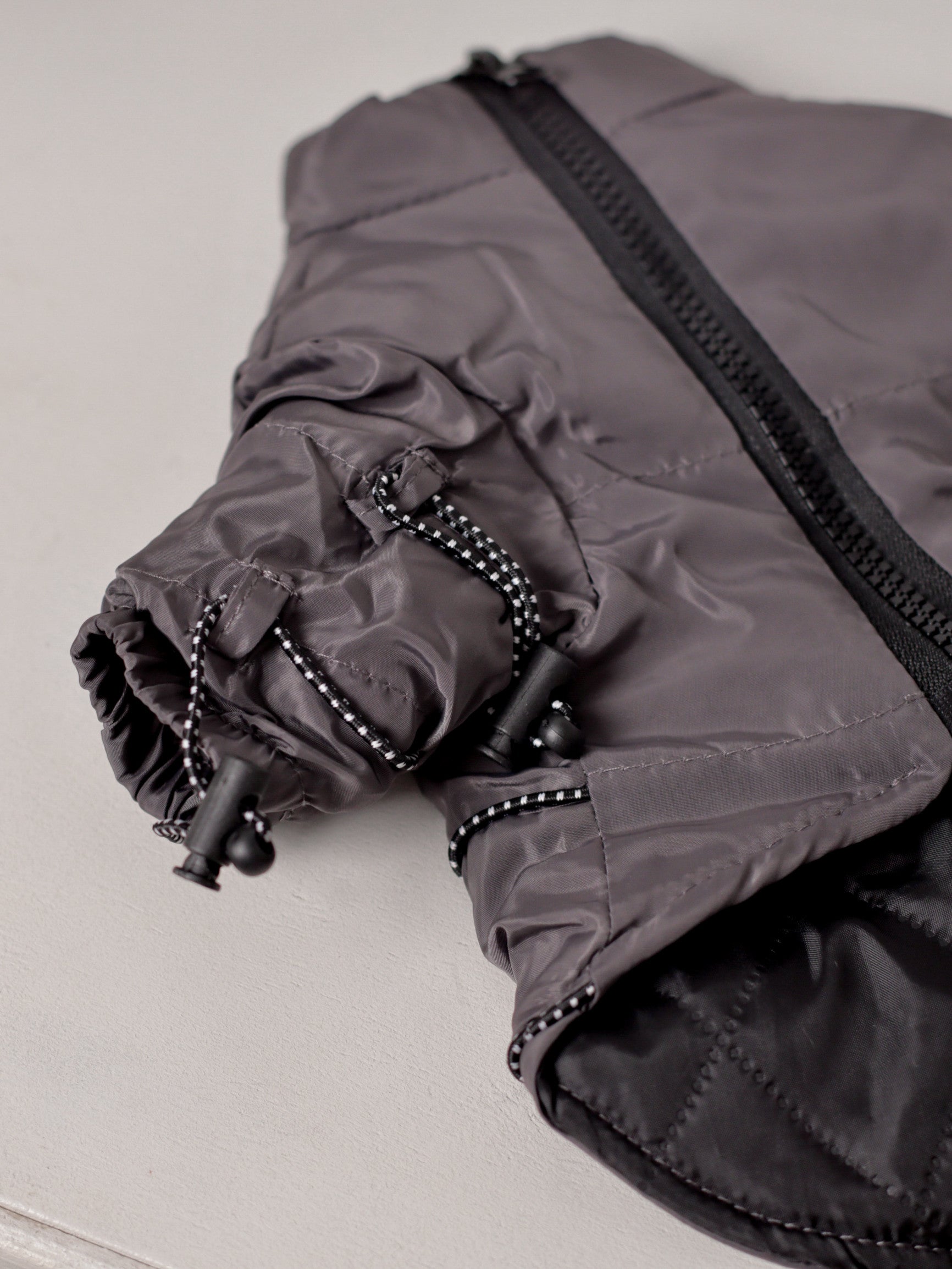 Куртка сірого кольору Fear of dog