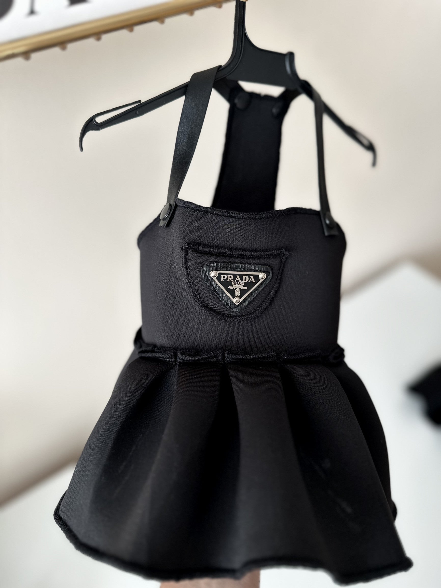 Сарафан чорного кольору Black Icon Prada
