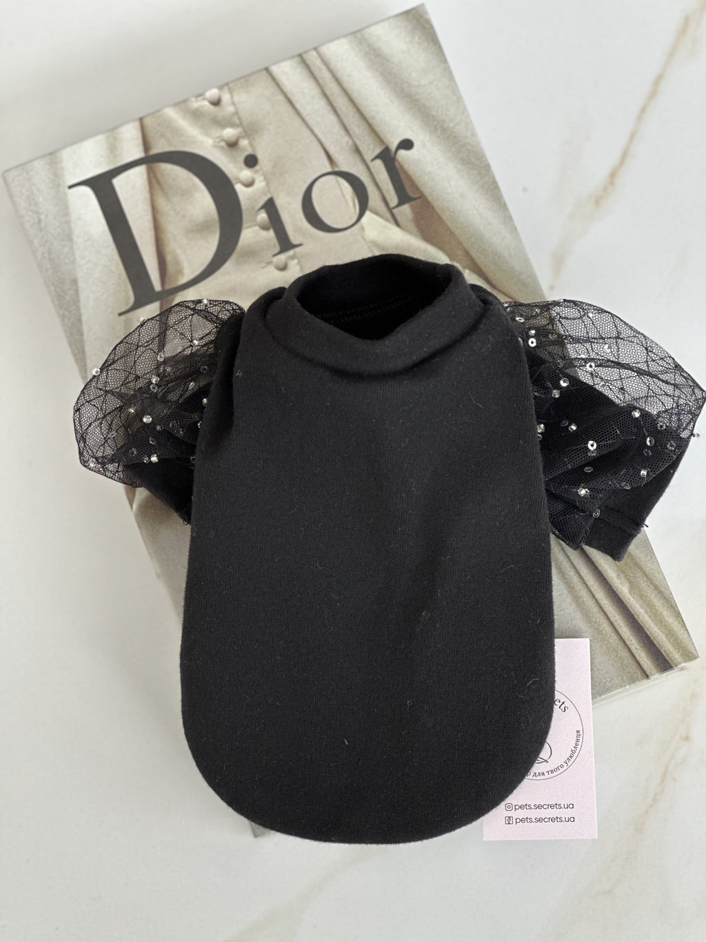 Black T-shirt with sequins