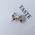 Заколки молочно-чорного кольору Noir & Vanille