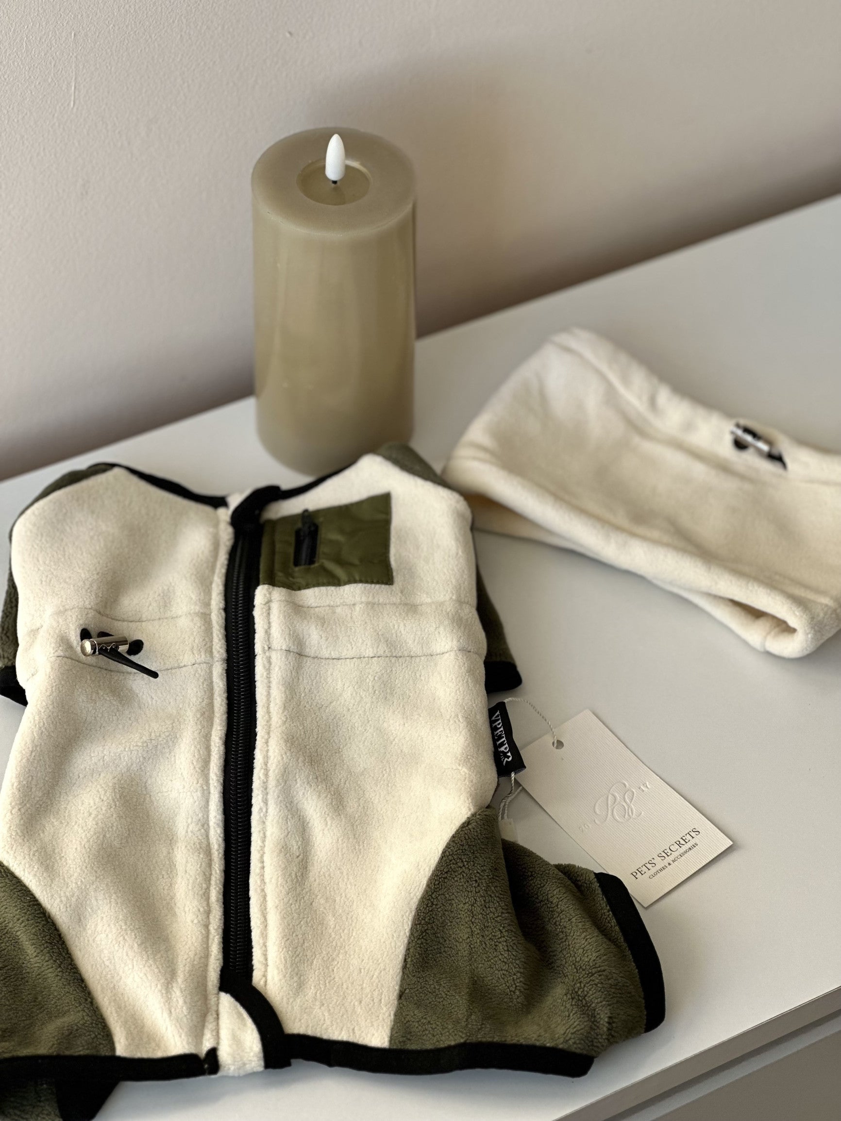 Комбінезон молочно-оливкового кольору Hunter Set