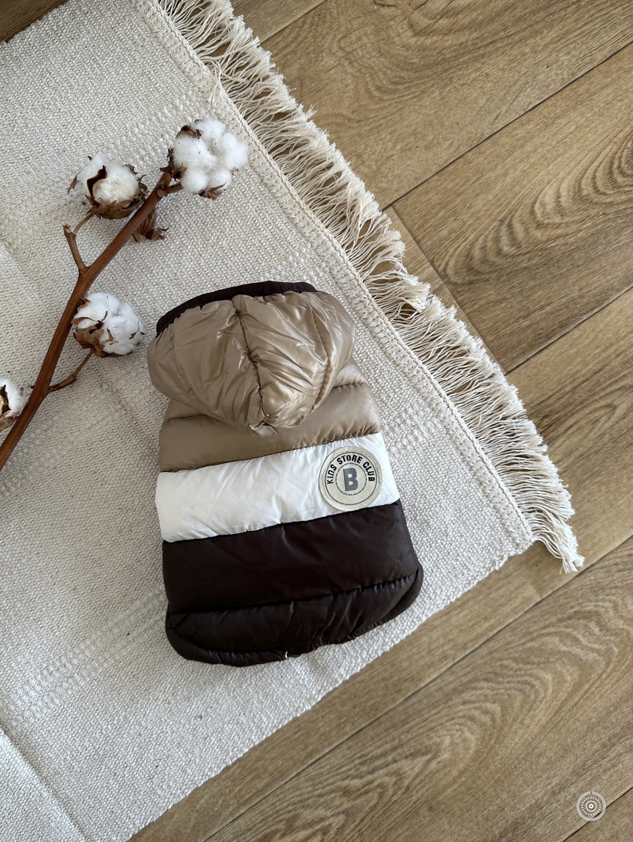 Куртка коричневого кольору B Club