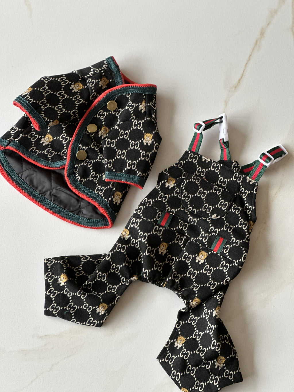 Кардиган чорного кольору з принтом Gucci Bear