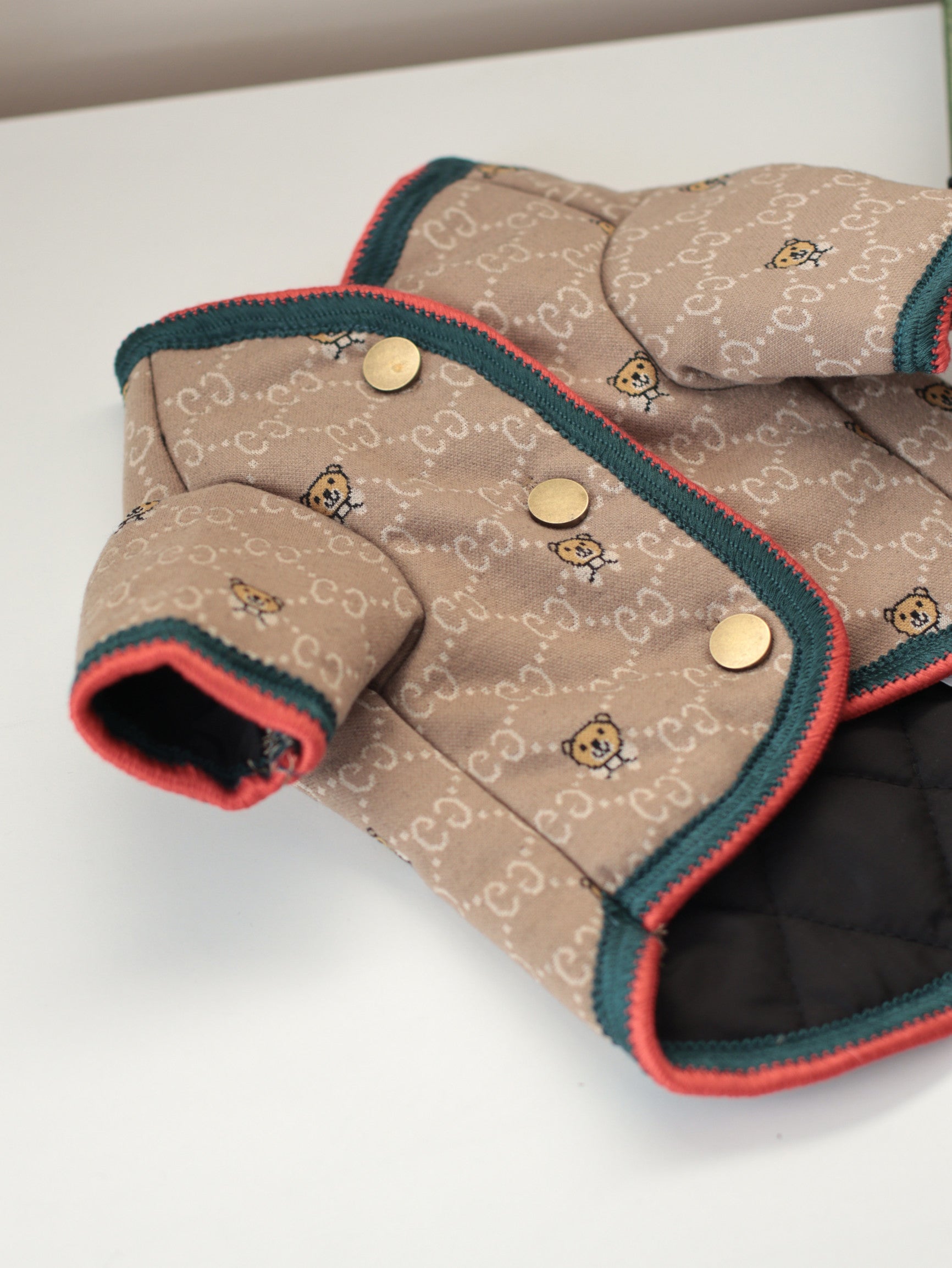 Кардиган бежевого кольору з принтом Gucci Bear