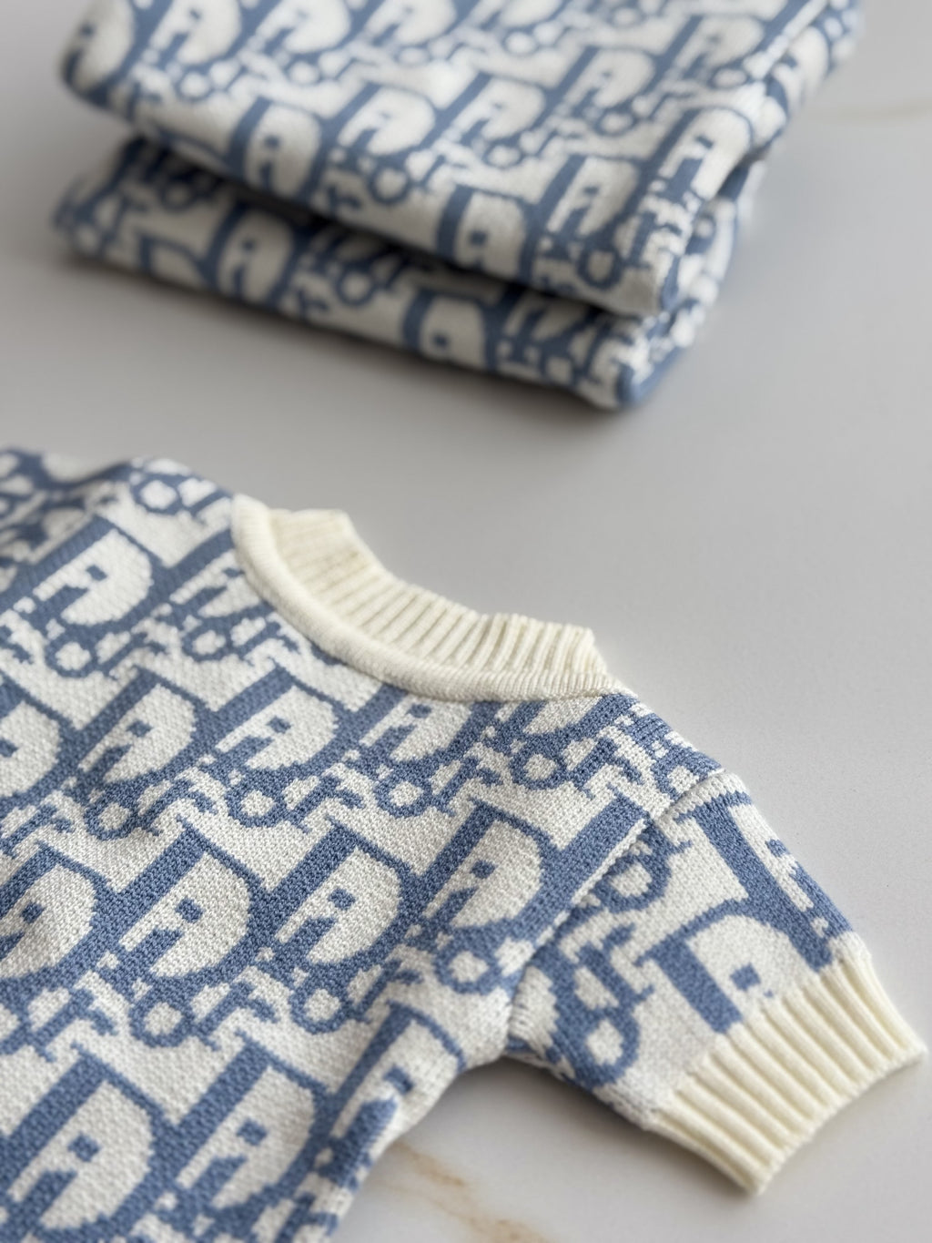 Кардиган молочного кольору з блакитним принтом Dior