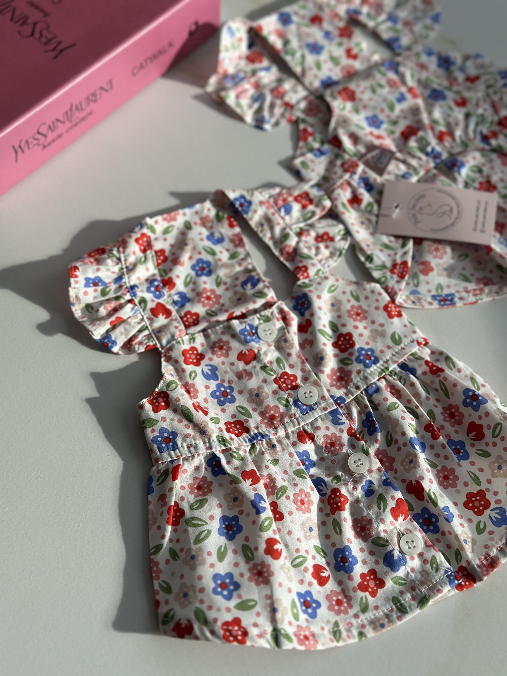 Сарафан білого кольору в квітковий Floral Paradise