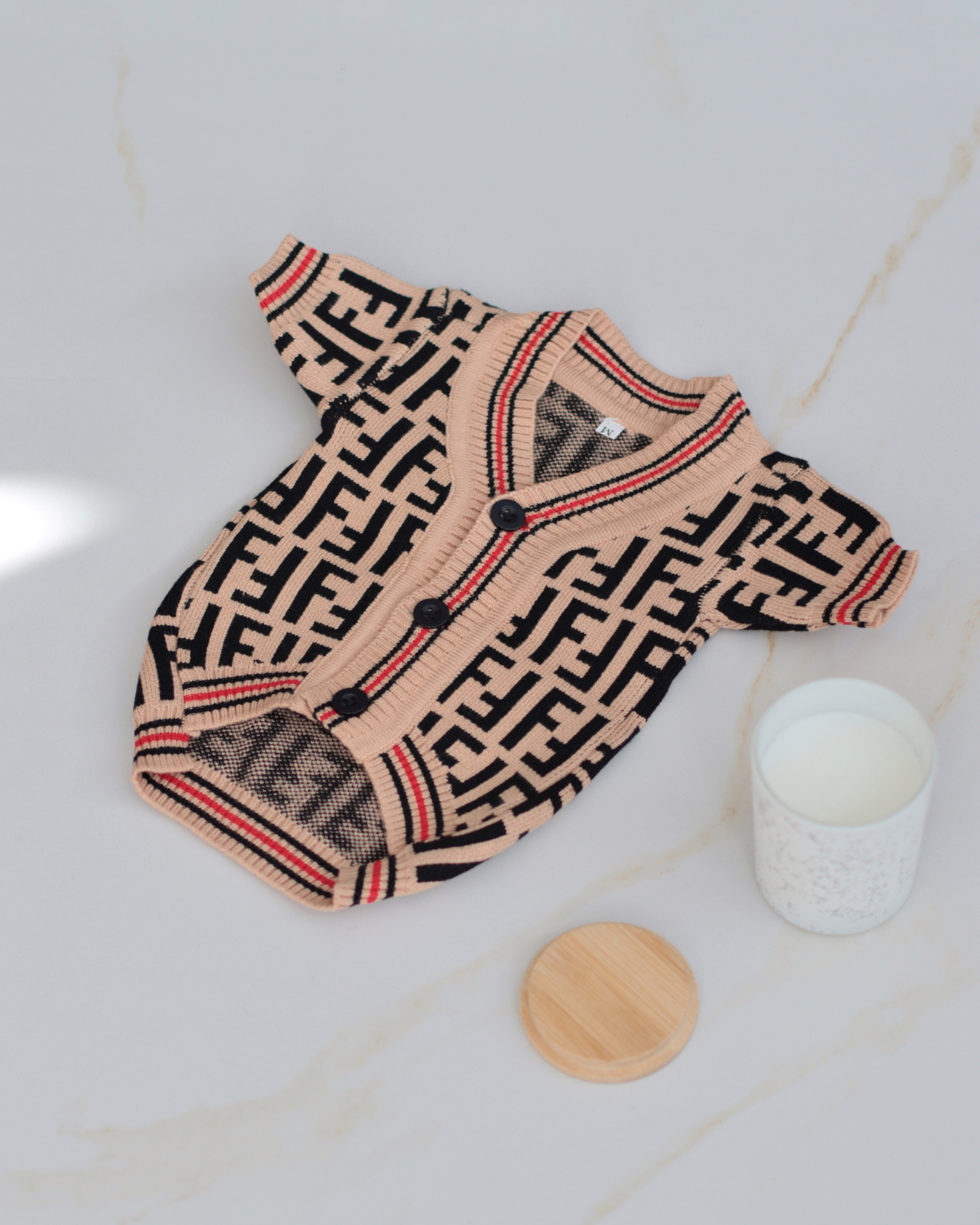 Кардиган бежевого кольору з принтом Fendi