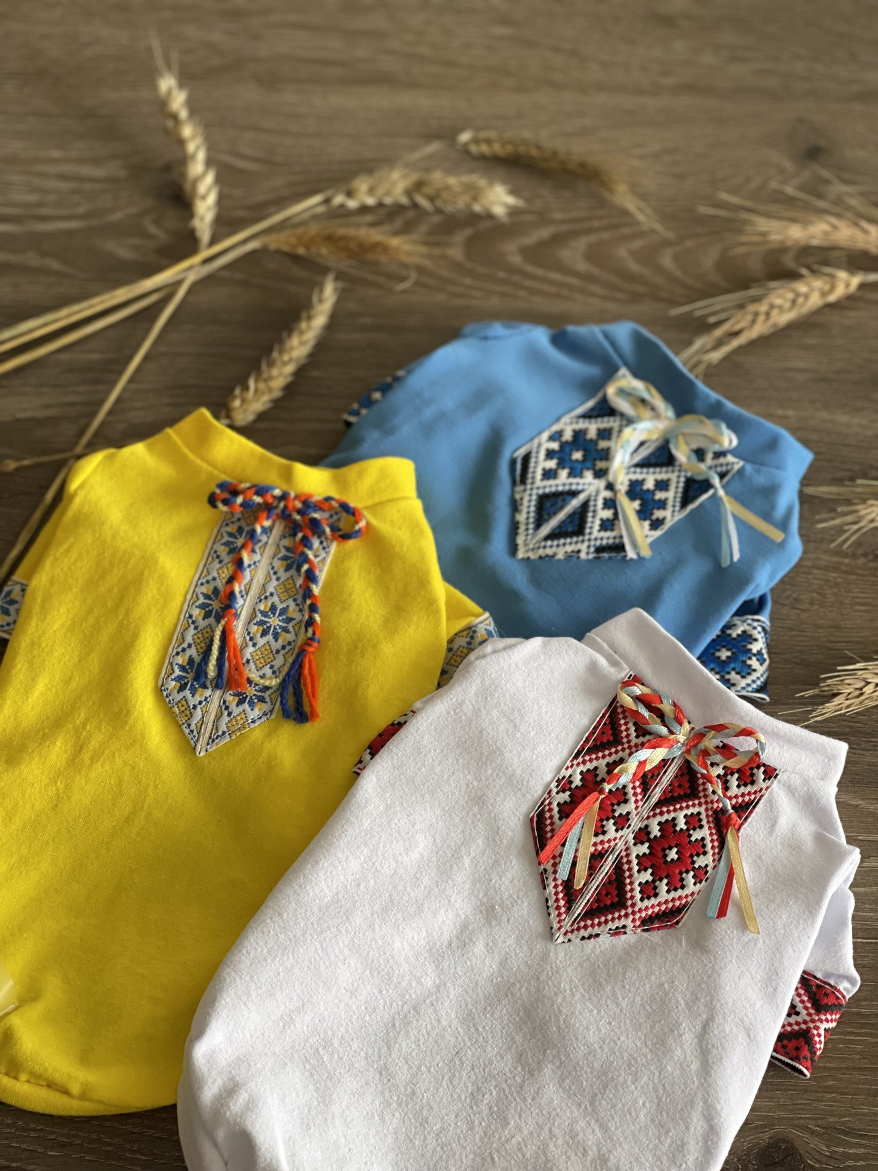 Футболка Вишиванка (блакитна з синьою стрічкою)