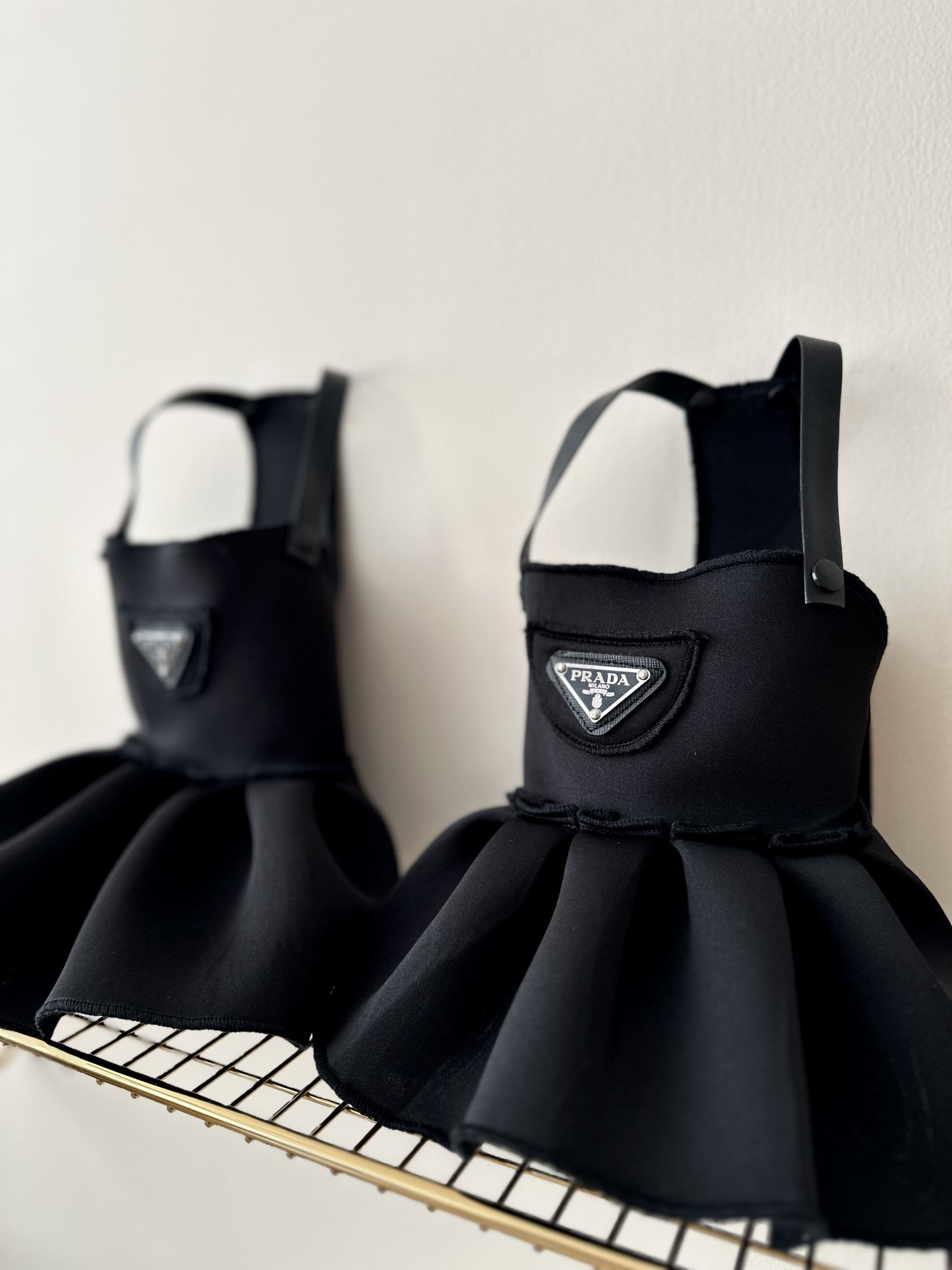 Сарафан чорного кольору Black Icon Prada