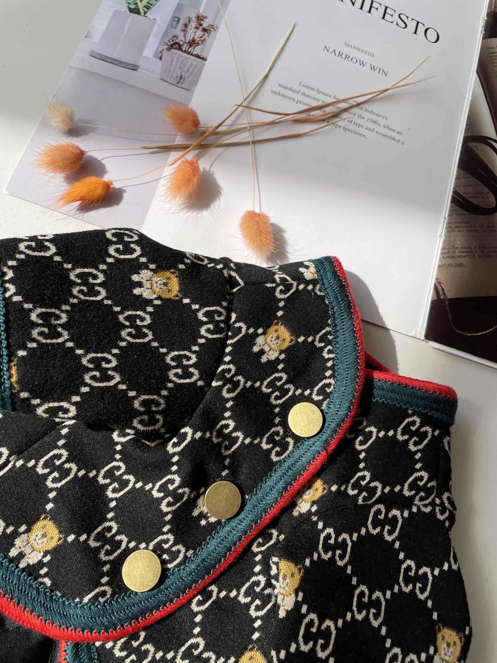 Кардиган чорного кольору з принтом Gucci Bear