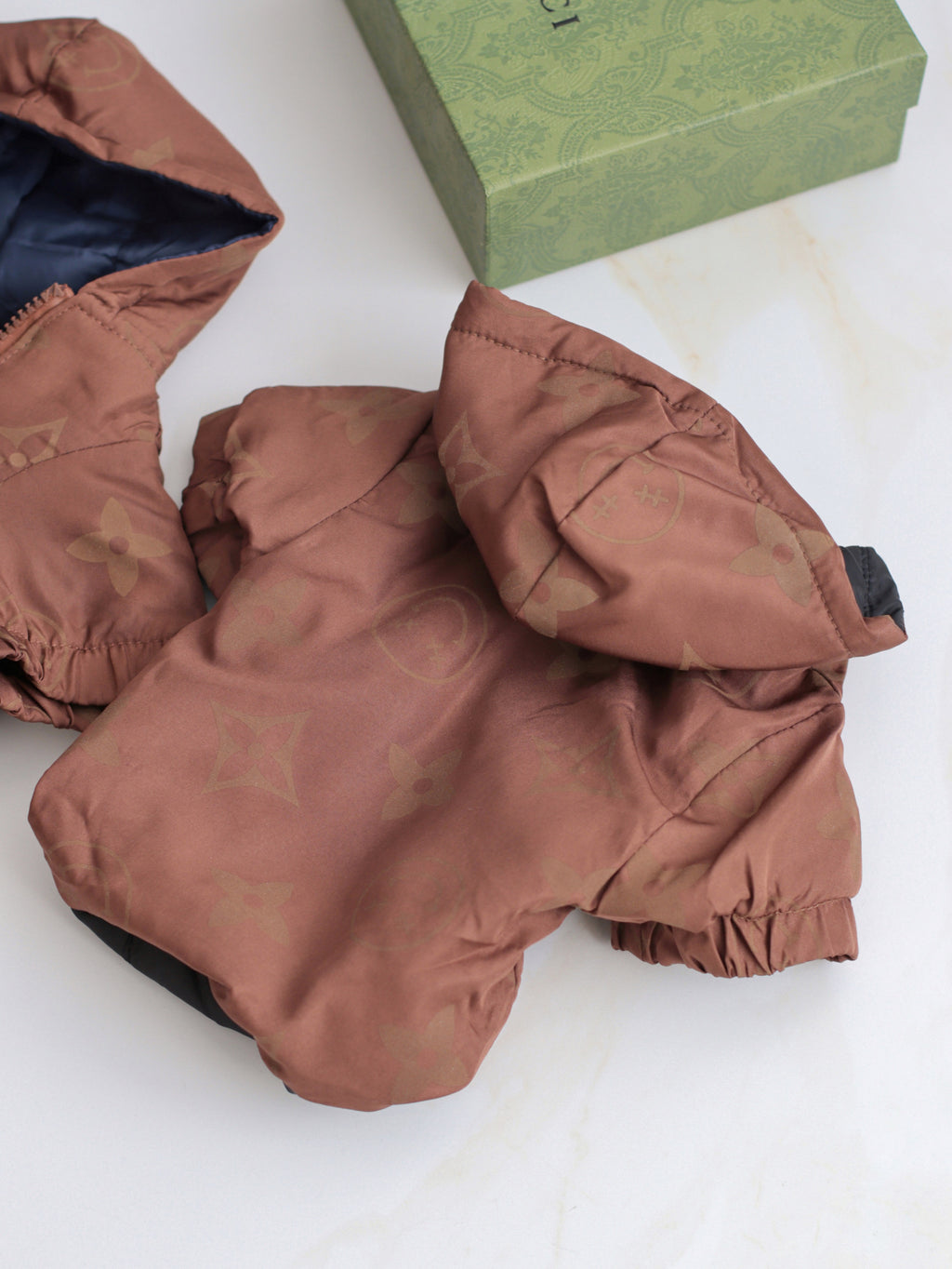 Куртка коричневого кольору Le Vie